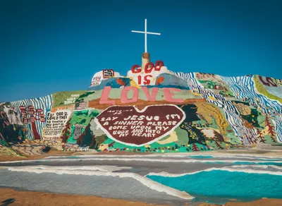 Boost Your Mood with Inspiring Daily Positive Quotes